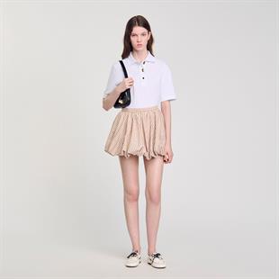 Altın Düğmeli Beyaz Polo Yaka 