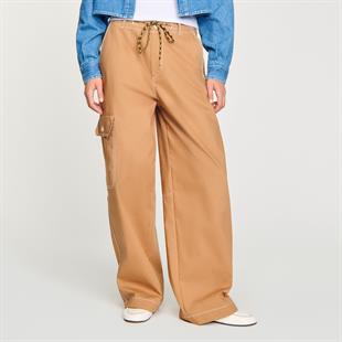 Belden Bağlamalı Kargo Pantolon