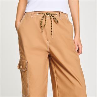 Belden Bağlamalı Kargo Pantolon