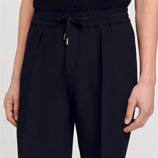 Belden Bağlamalı Spor Şort