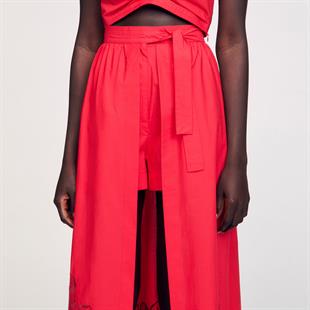 Etek Ucu Güpür Detaylı Şort Etek