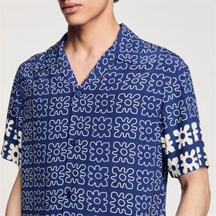 Gece Mavisi Floral Desenli Gömlek