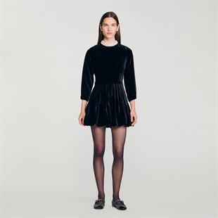 İnci Yakalı Kadife Elbise