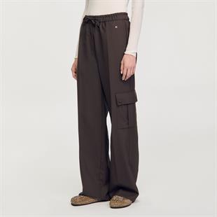 Kahverengi Cepli Rahat Kesim Pantolon