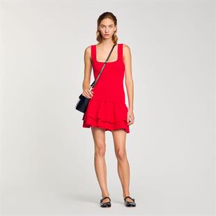 Kare Yaka Triko Elbise