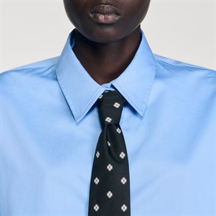 Kendinden Kravatlı Gömlek