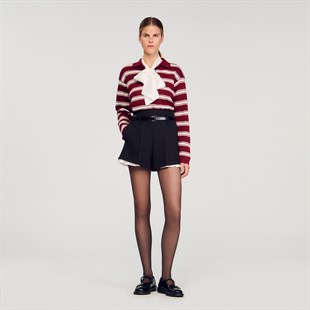 Kontrast Pilise Detaylı Mini Şort