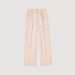 Krem Jakarlı Rahat Kesim Pantolon