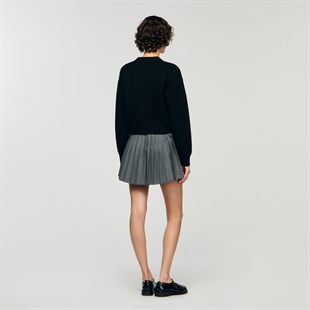 Metal Düğmeli Siyah Triko Hırka