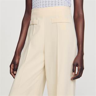 Önden Biyeli Ekru Pantolon