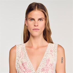 Pembe Floral Desen Güpür Detaylı Elbise