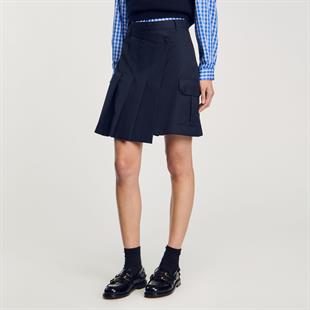 Piliseli Asimetrik Kapama Mini Etek