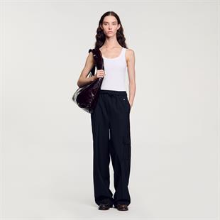 Siyah Cepli Rahat Kesim Pantolon