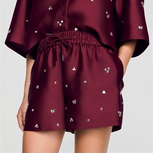 Taşlı Bordo İpek Şort