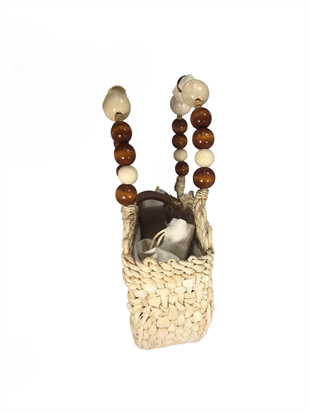 Kalp Formlu Boncuk Saplı Hasır Çanta