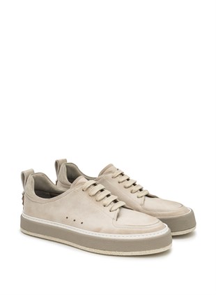 Beyaz Süet Sneaker