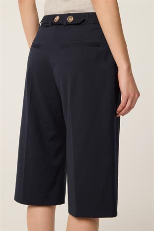 Ayarlanabilir Kemerli Bermuda Şort