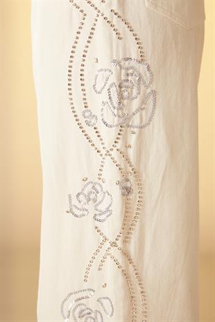 Boncuk ve Taş İşlemeli Geniş Paça Pantolon