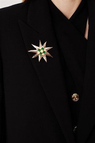 Broş Detaylı Blazer Ceket