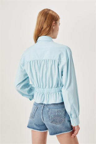 Büzgülü Mavi Gömlek