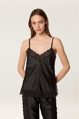 Düz Kesim Saten Bluz