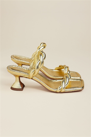 Gold Deri Topuklu Sandalet
