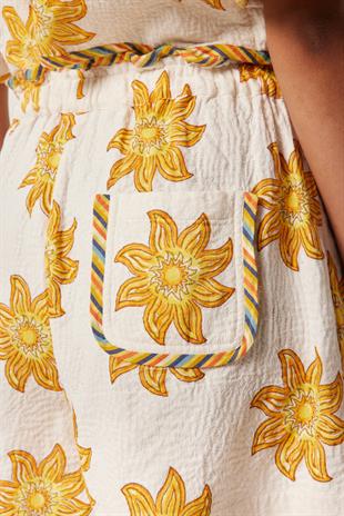 Güneş Desenli Şort