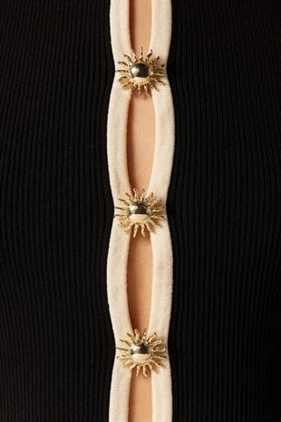 Güneş Düğme Detaylı Triko Üst