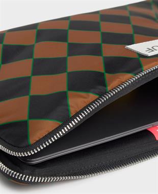 Kare Desenli Laptop Kılıfı 13 & 14