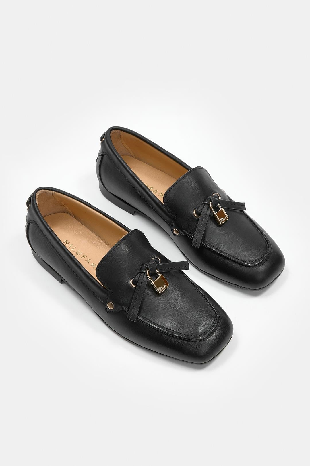 Mata Siyah Hakiki Deri Kadın Loafer