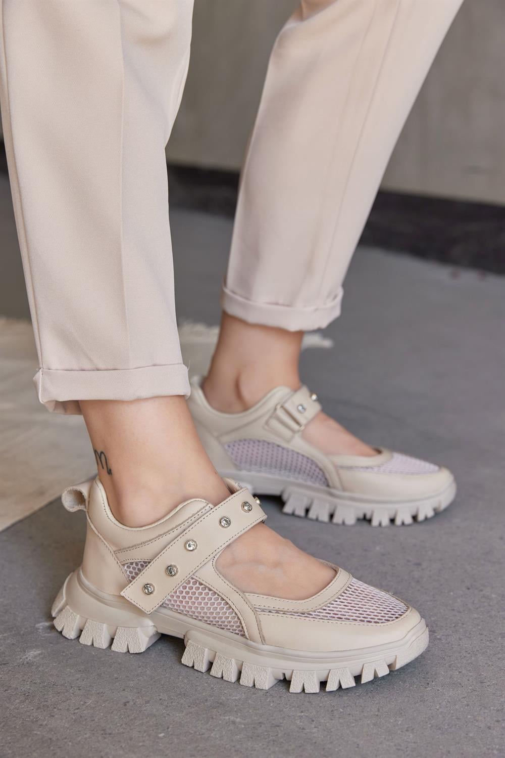 Melissa Bej Deri Taş Aksesuarlı Kadın Sneaker