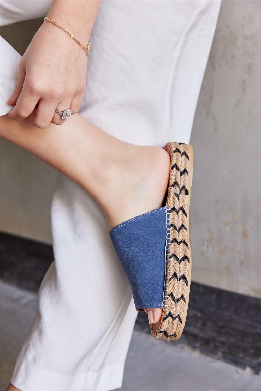 Pera Kot Mavi Hakiki Deri Kadın Espadril Terlik