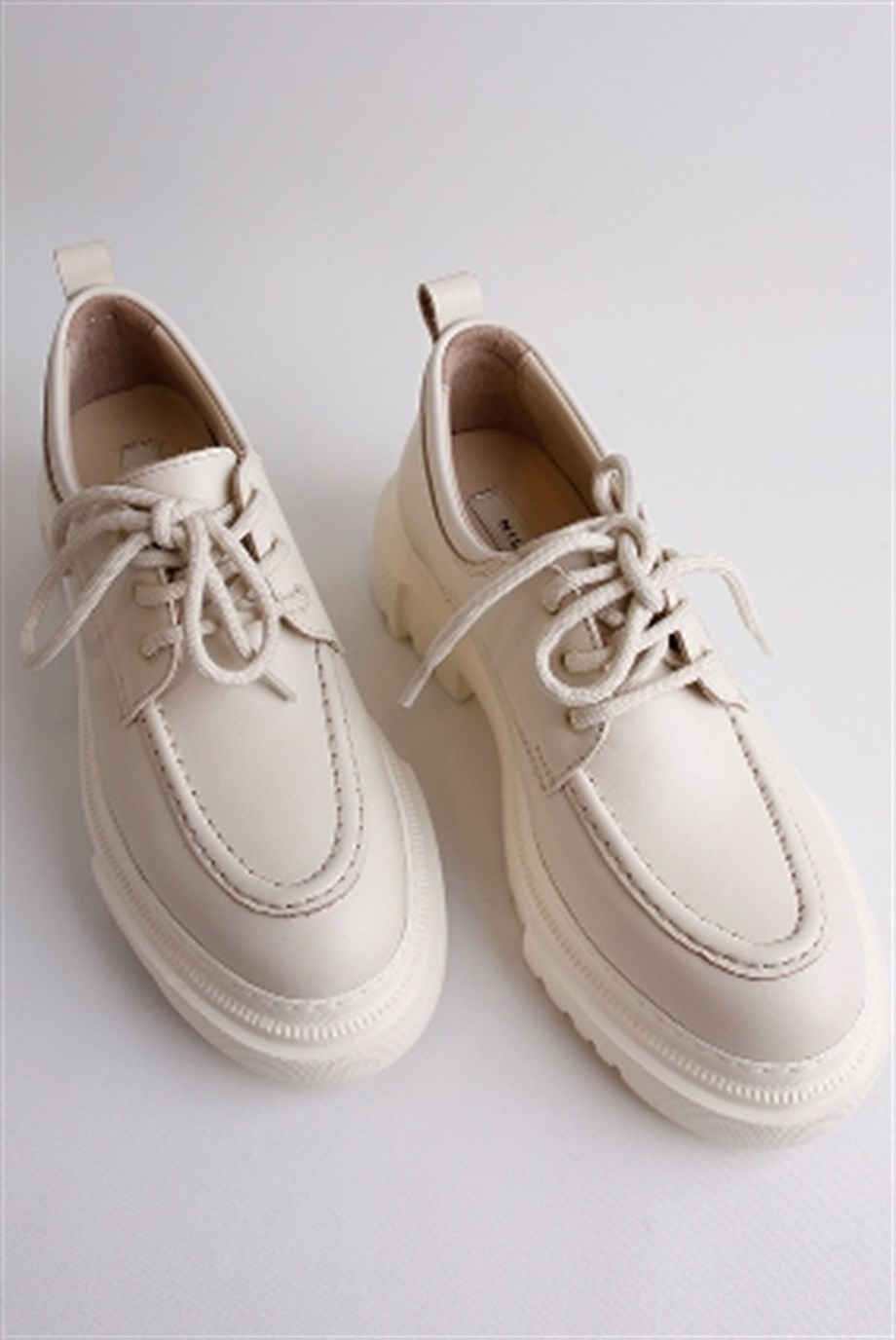 Piona Womens Beige Leather Loafers