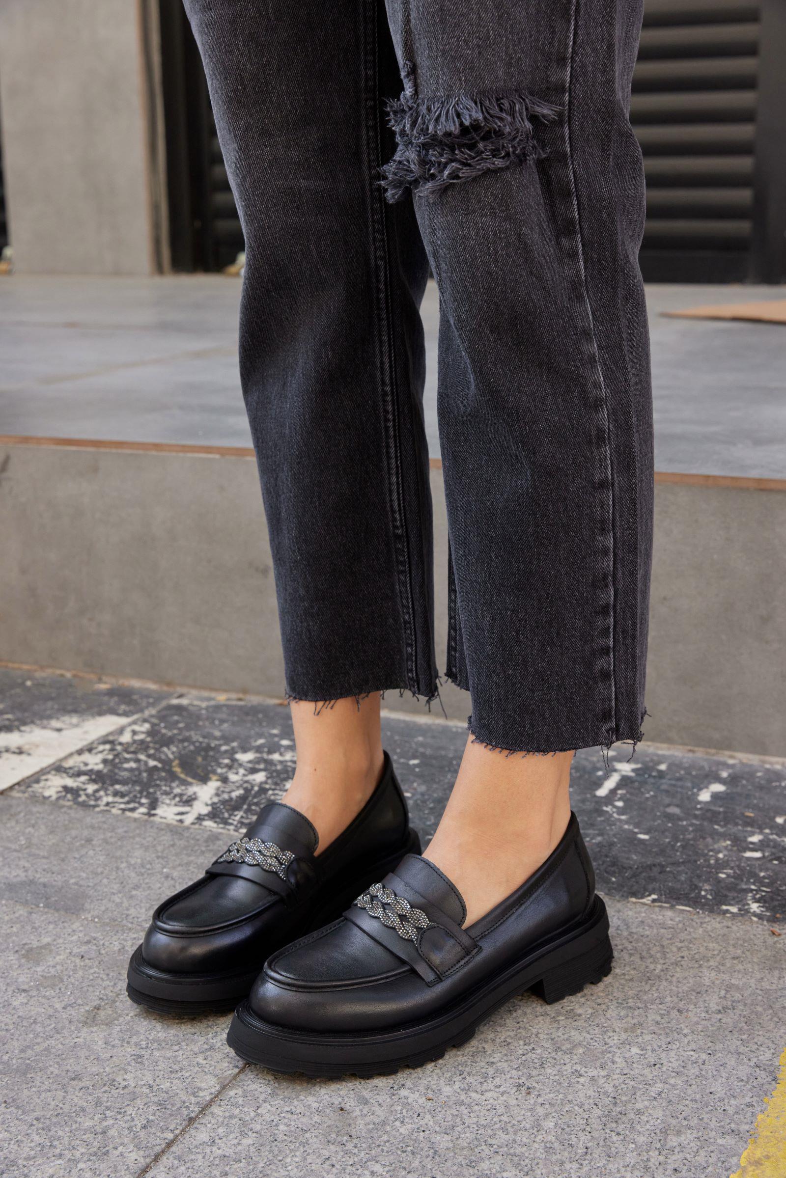 Pula Black Genuine Leather Stoned Womens Loafer