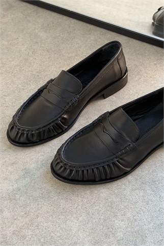 Mante Siyah Hakiki Deri Kadın Loafer Ayakkabı