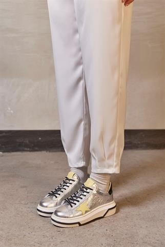 Sveta Gümüş Hakiki Deri Kadın Sneaker