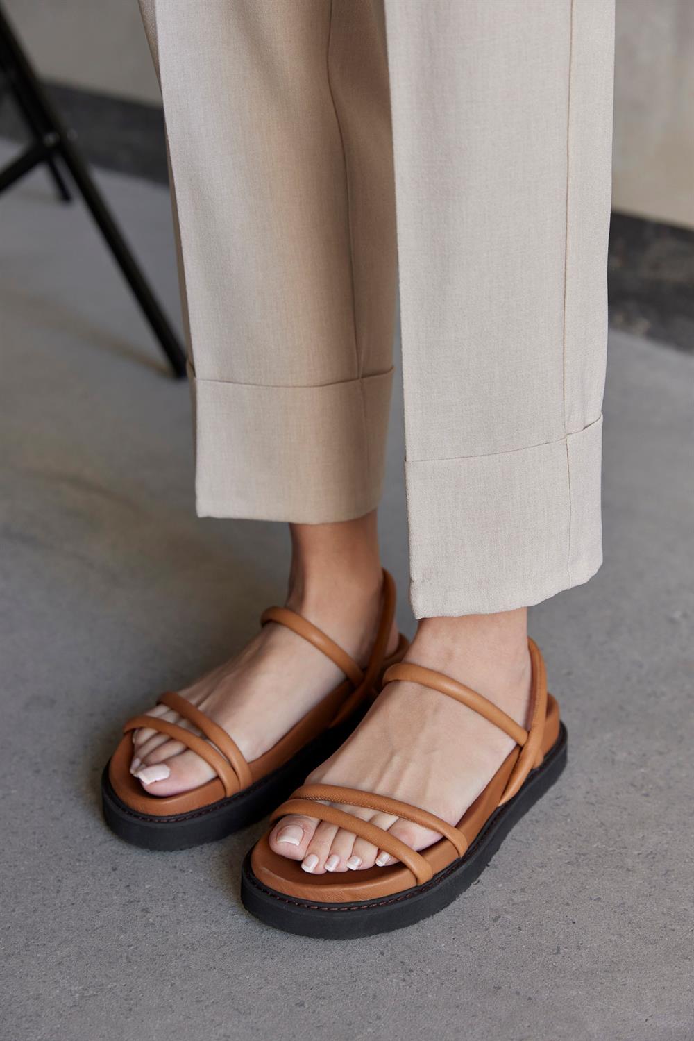 Angela Taba Hakiki Deri Kadın Sandalet