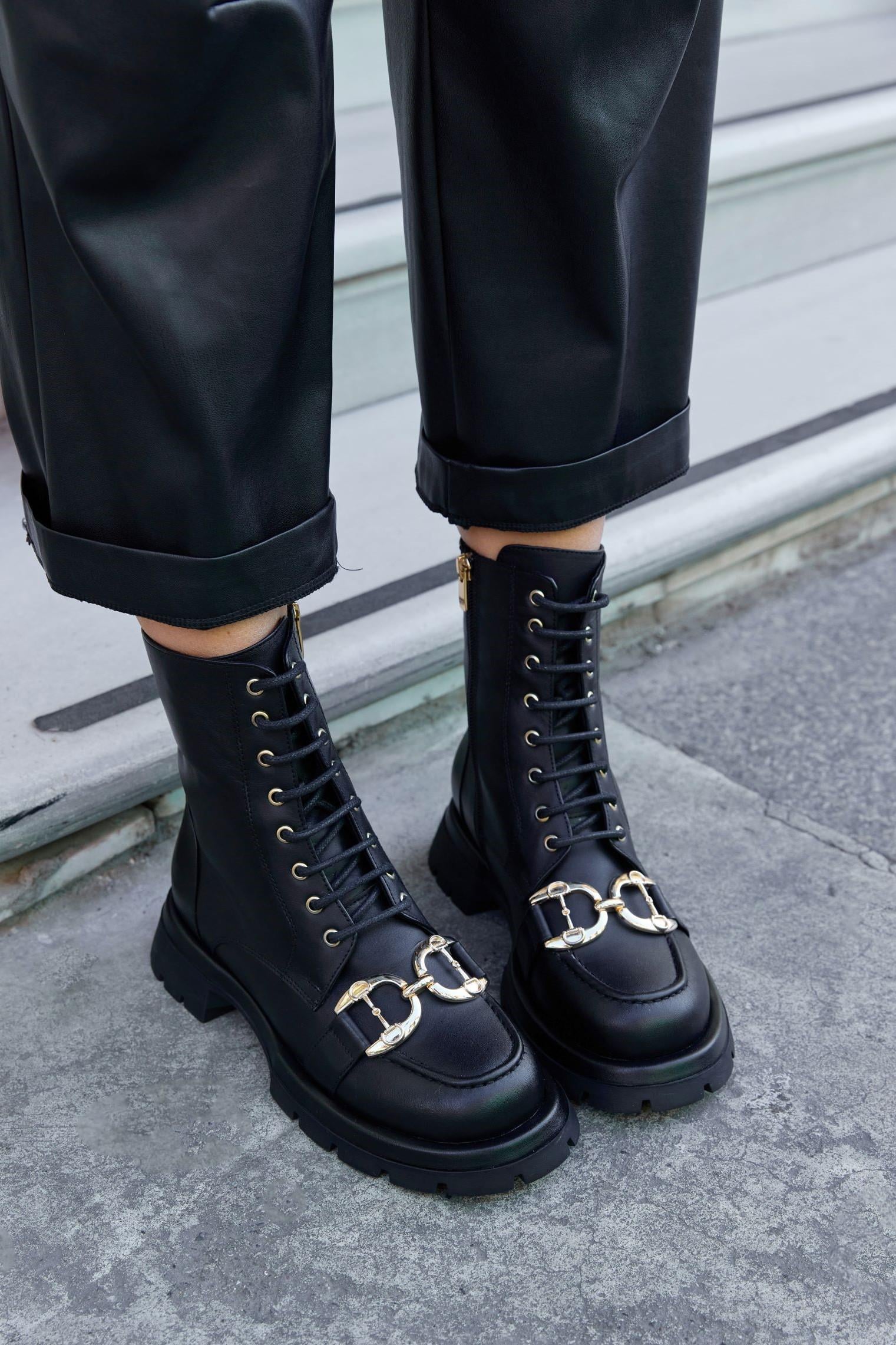 Annabel Siyah Hakiki Deri Kadın Bot