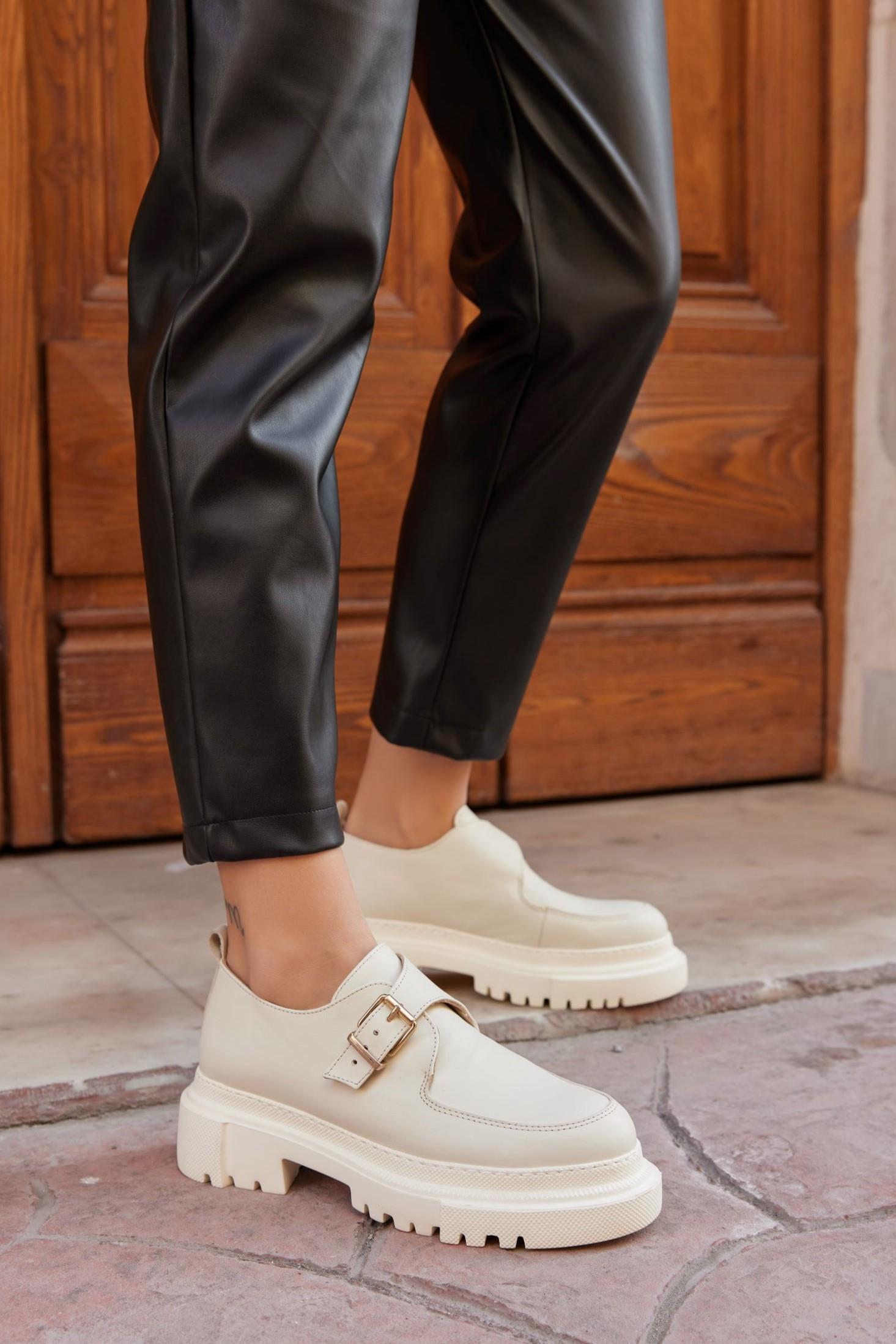 Juliet Nude Genuine Leather Thick Soled Women's Loafer