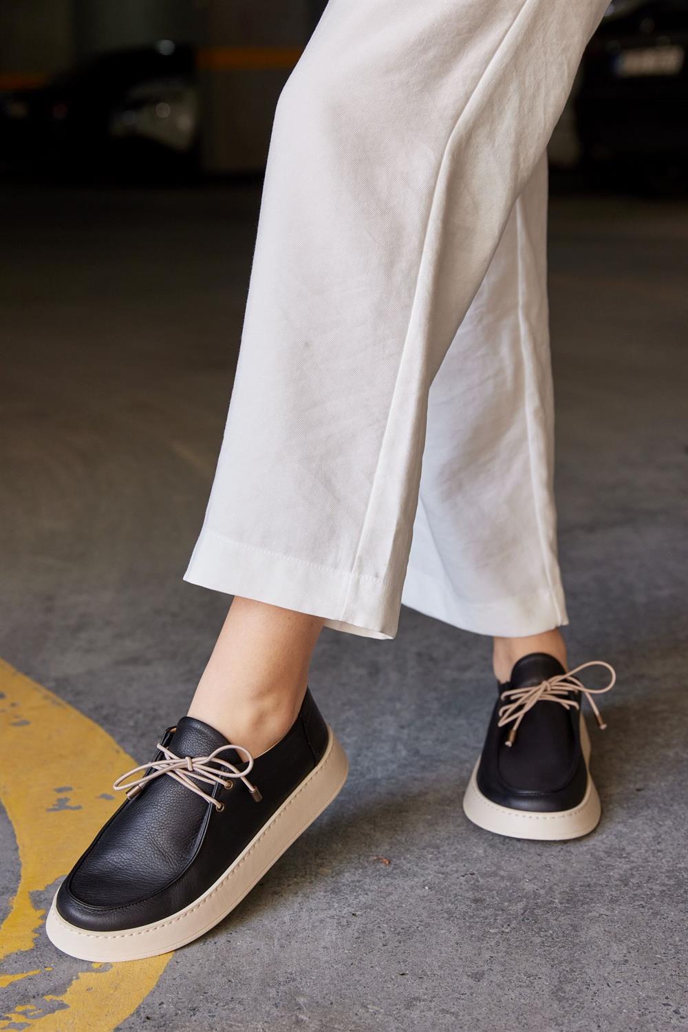 Lovely Siyah Hakiki Deri Kadın Sneaker