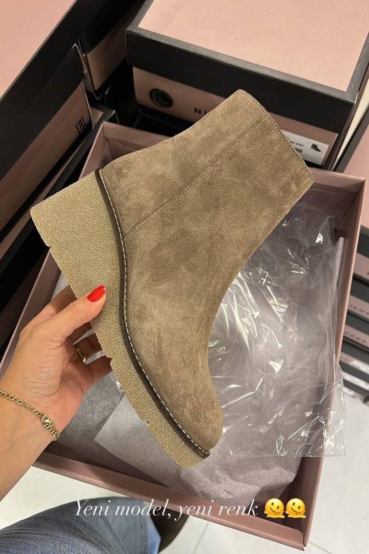 Maranda Vizon Süet Hakiki Deri Dolgu Topuk Bot