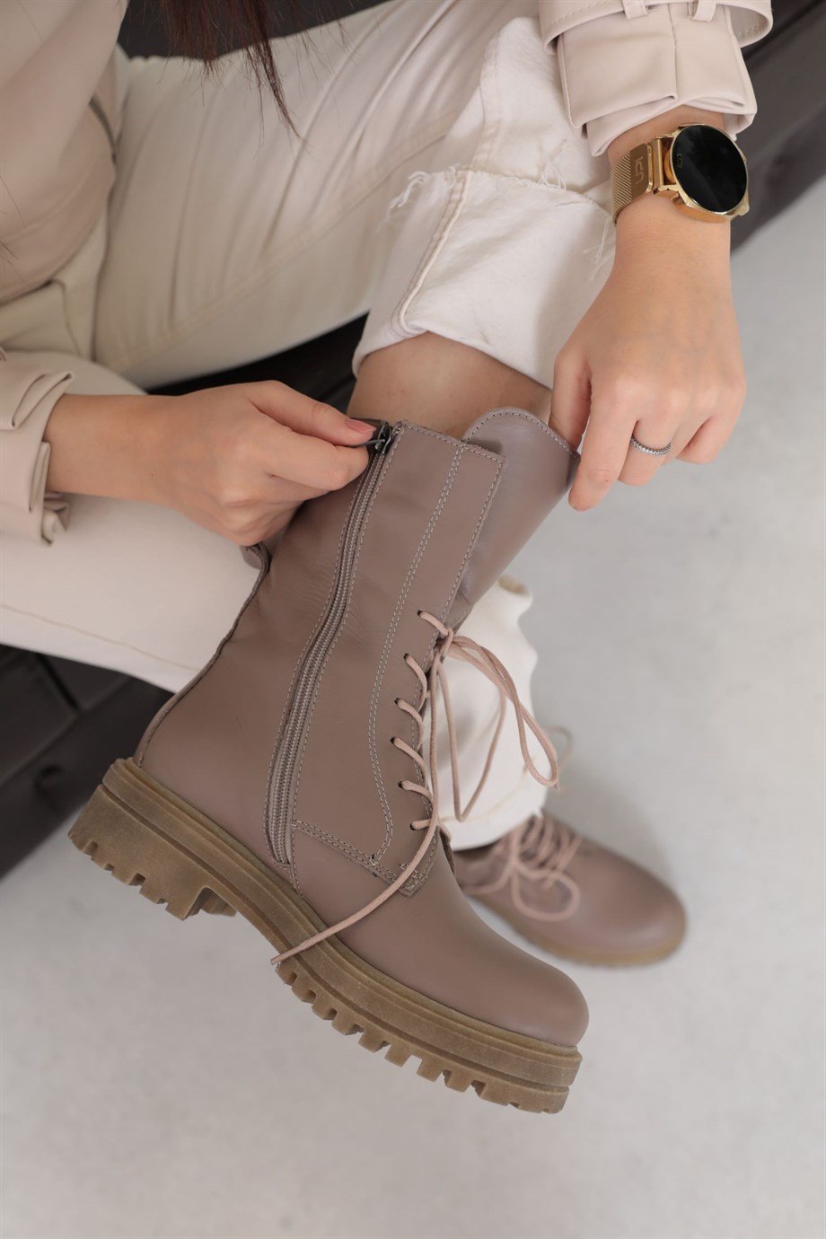 Milano Женские Кожаные Ботинки на Шнурках в Цвете Визон