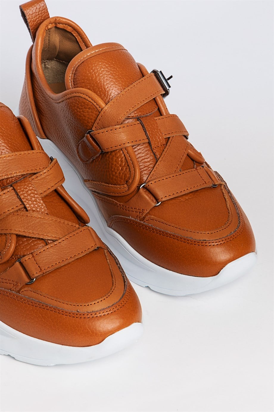 Rissa Women's Saddle Brown Leather Sneakers  
