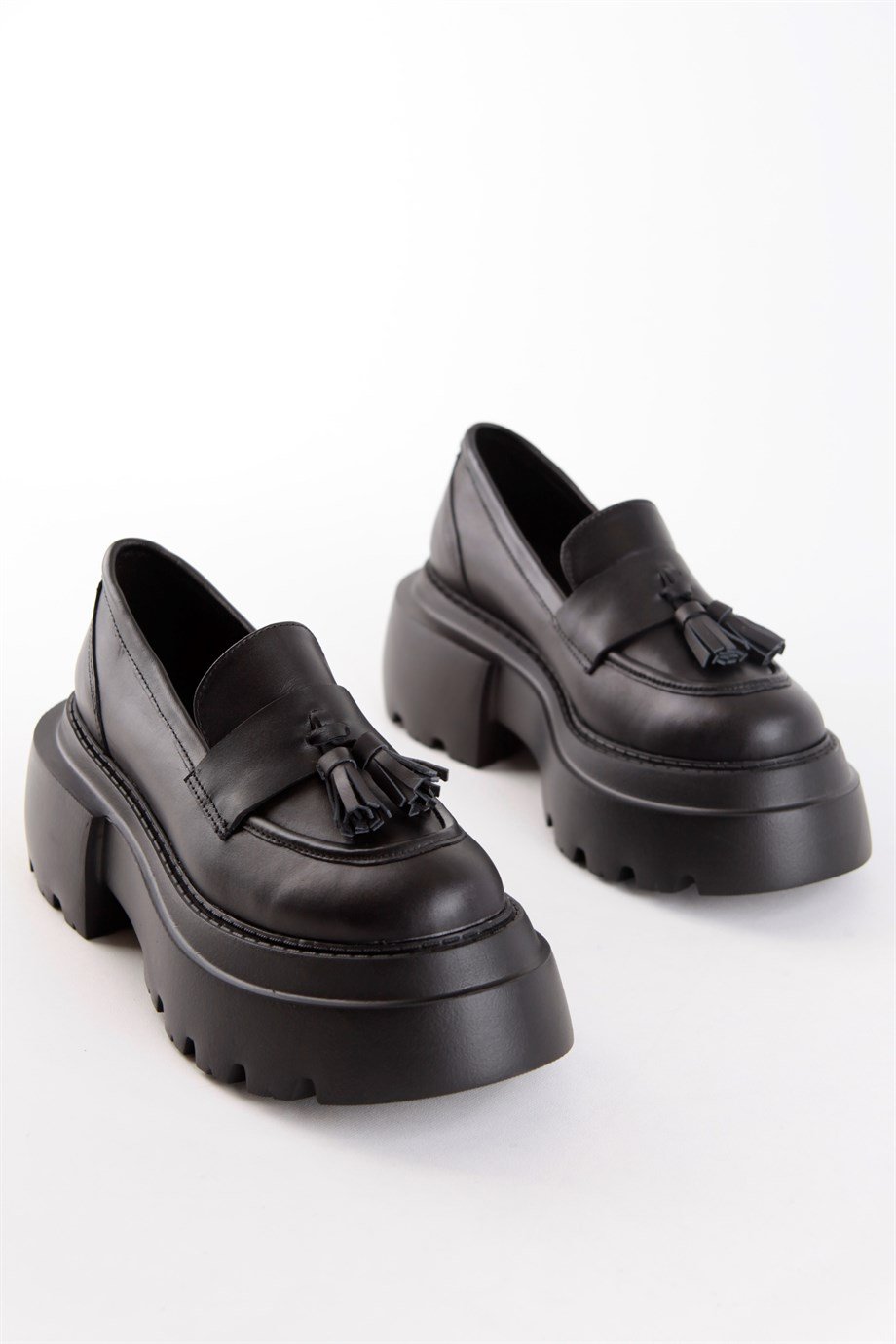 Rolanda Siyah Hakiki Deri Kalın Tabanlı Kadın Loafer