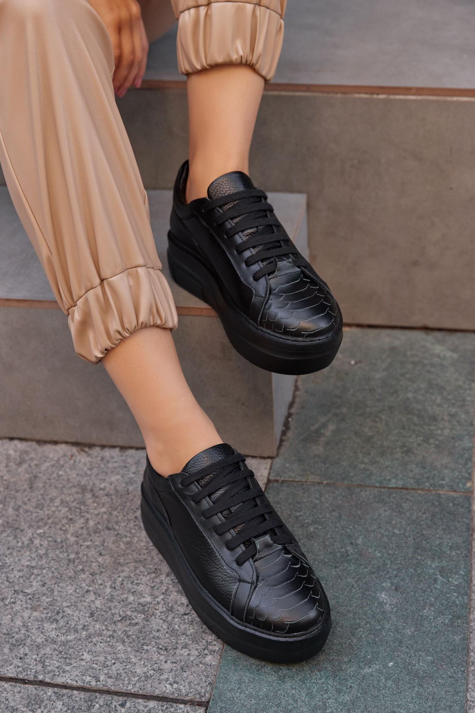 Russi Siyah Hakiki Deri Kadın Sneaker