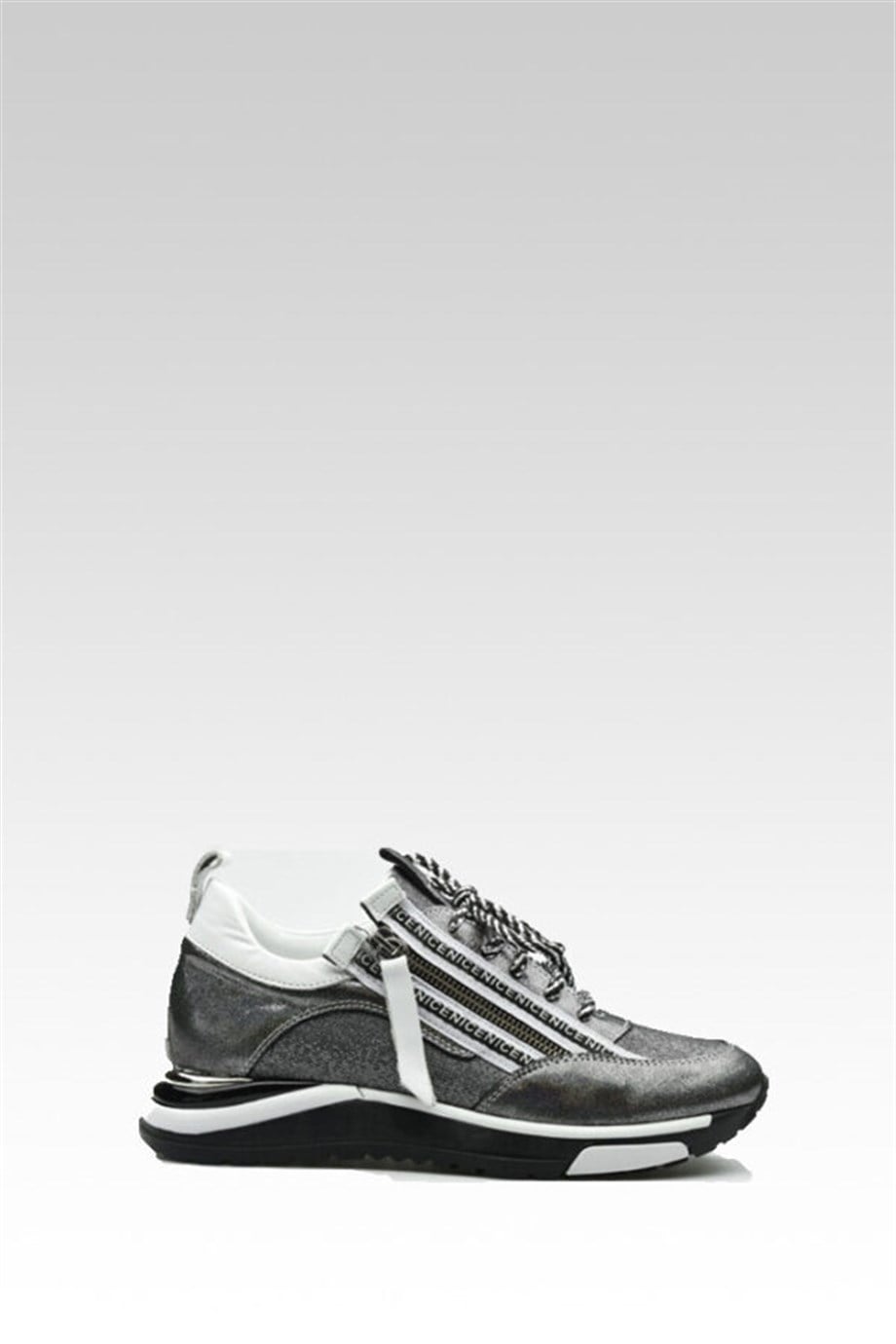 Saida Women's Grey Leather Sneakers