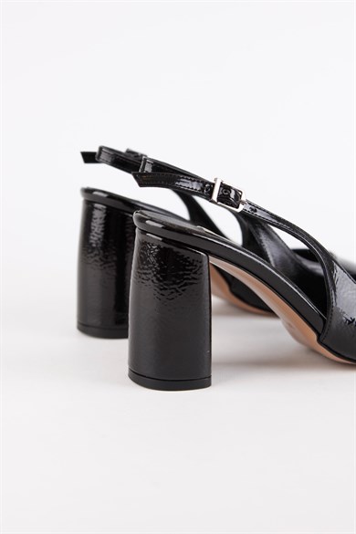 Elenor Black Patent Leather Flat Toe Women's Heeled Shoes