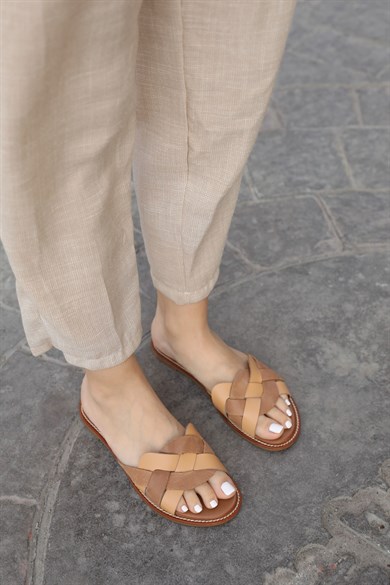 Hazel Camel Leather Women's Slippers