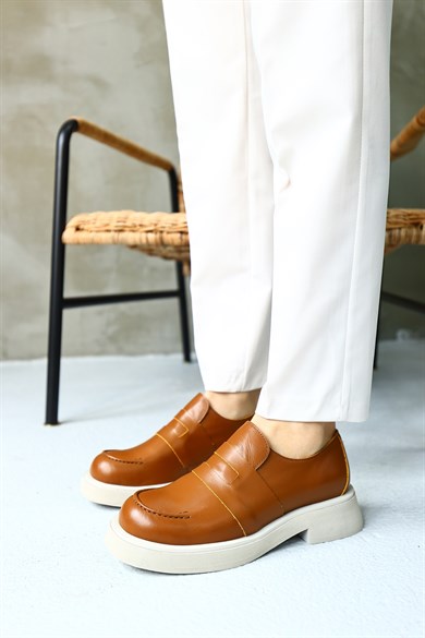 Retro Tan Leather Women's Casual Shoes