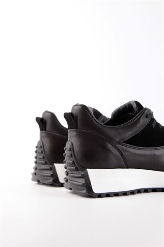 Sara Siyah Hakiki Deri Bağcıklı Kadın Sneaker